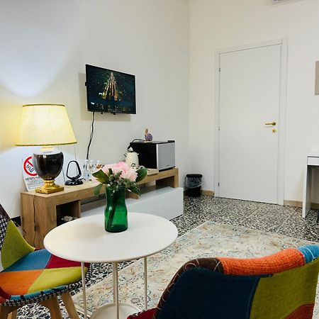 The Galaxy House Hotell Pisa Exteriör bild