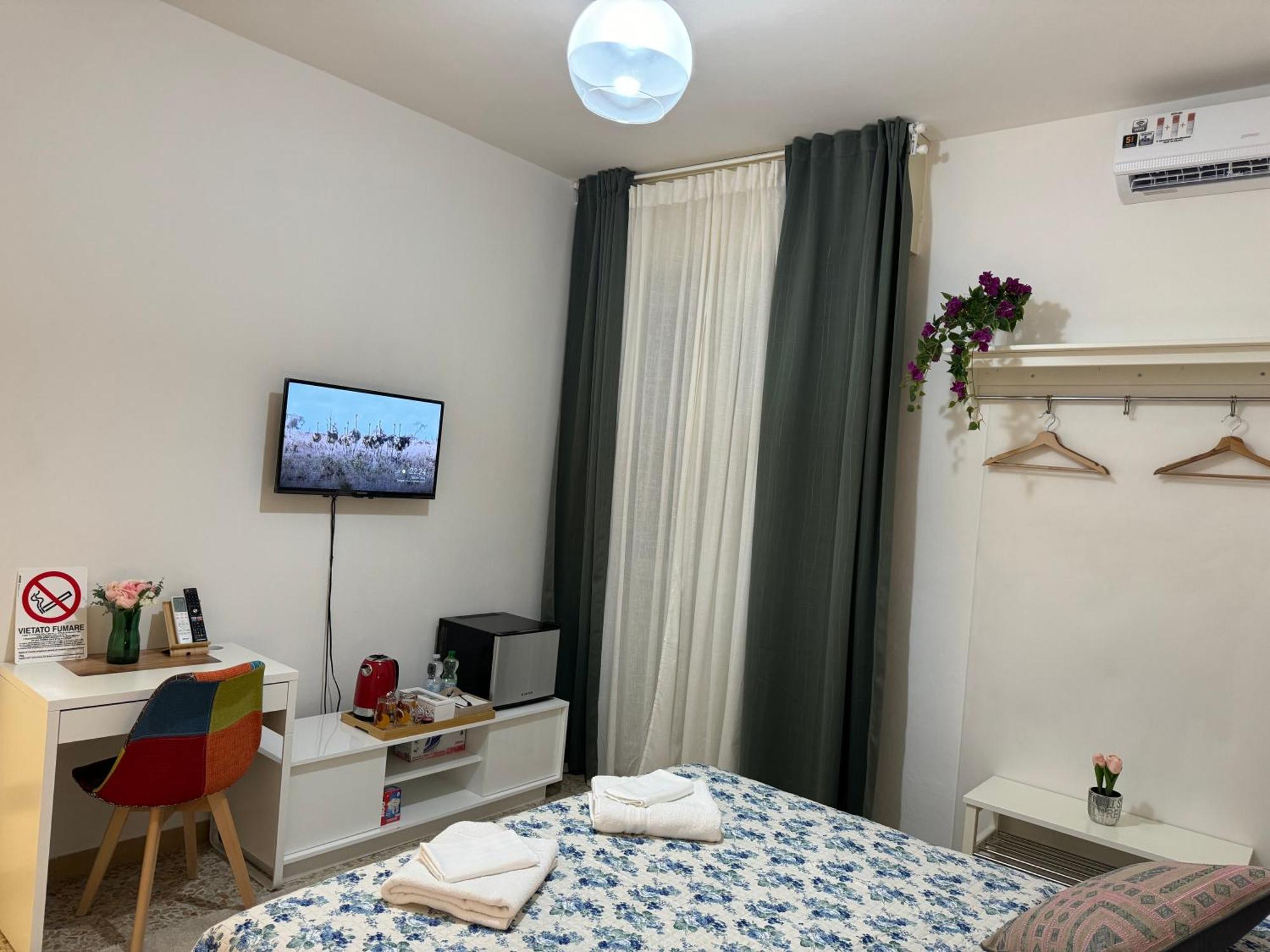 The Galaxy House Hotell Pisa Exteriör bild