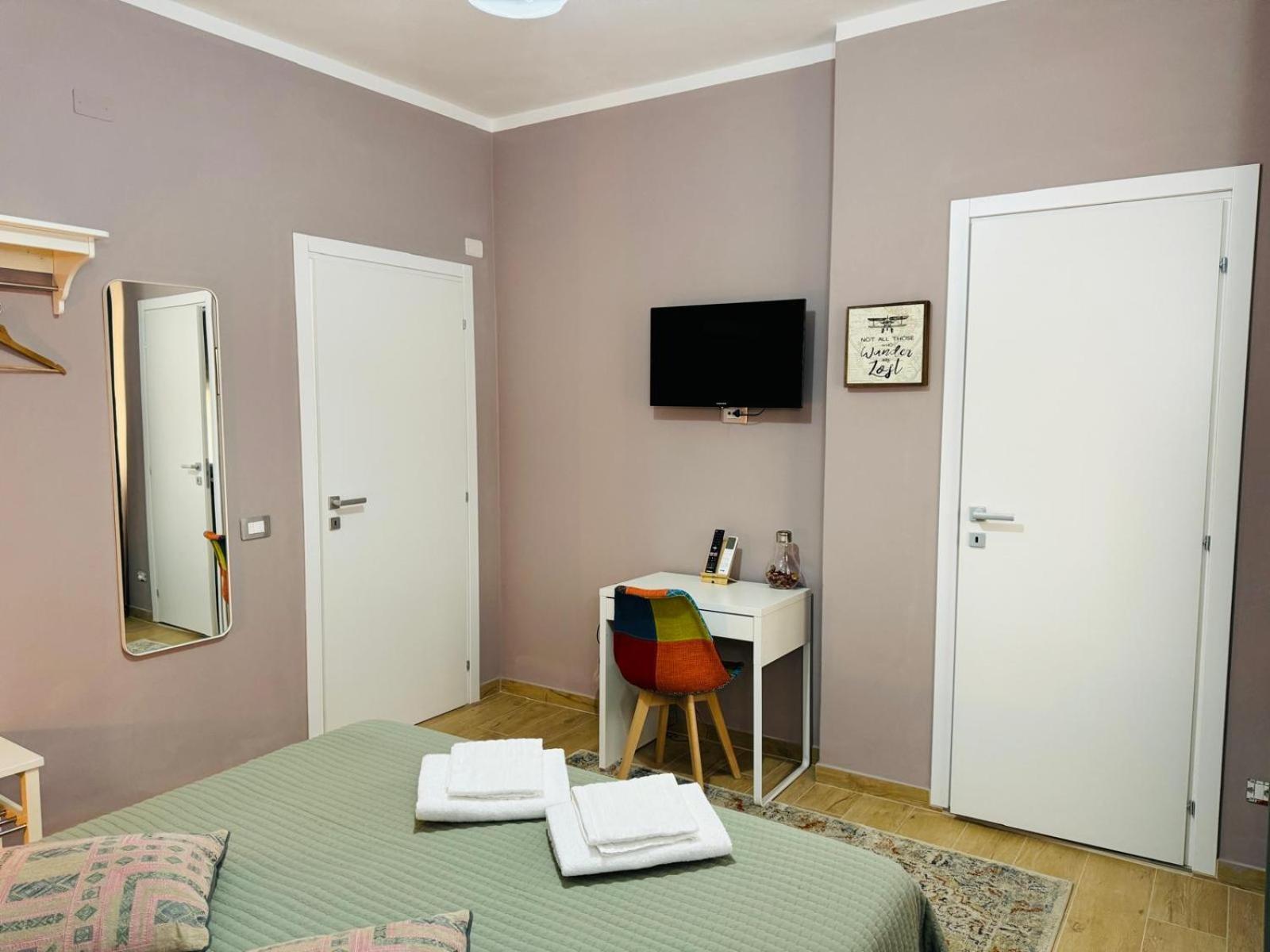 The Galaxy House Hotell Pisa Exteriör bild